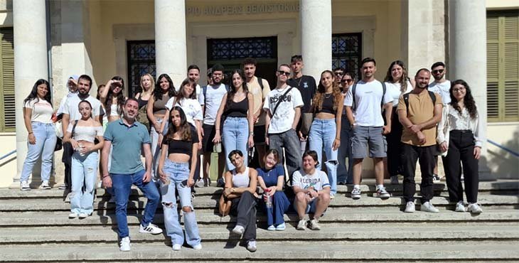 Η «Επιστήμη των Πολιτών» από τη θεωρία στην πράξη Image